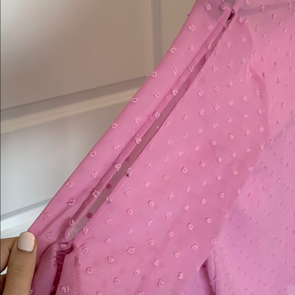 5/$25 NWOT Cold Shoulder blouse - Picture 5 of 8